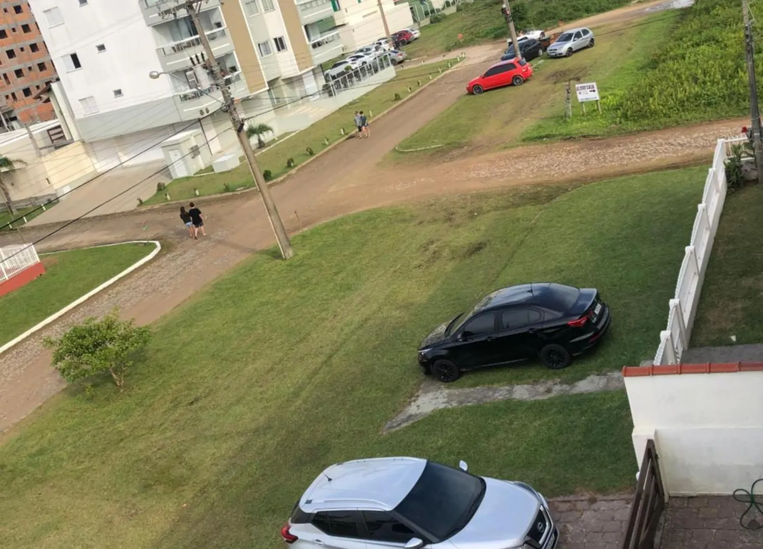 לגונה Residencial Dellamar