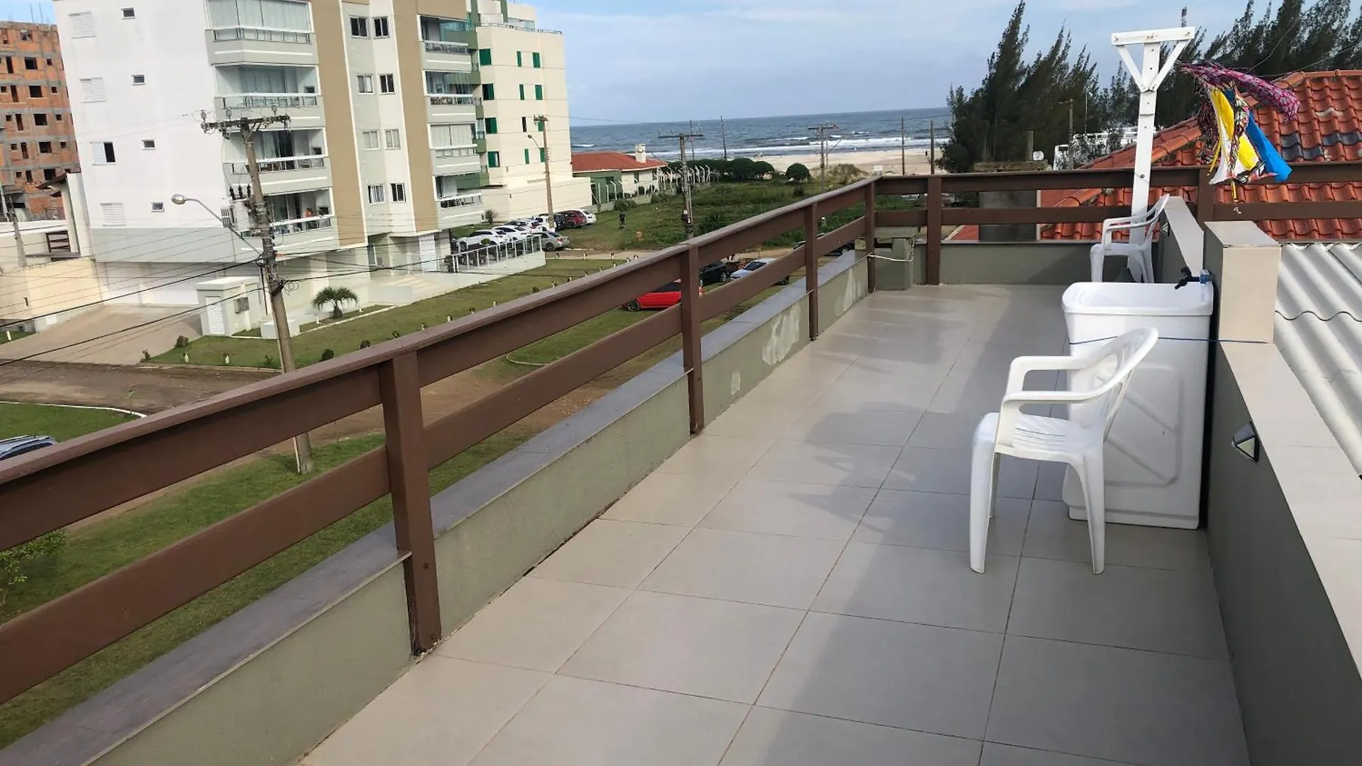 לגונה Residencial Dellamar